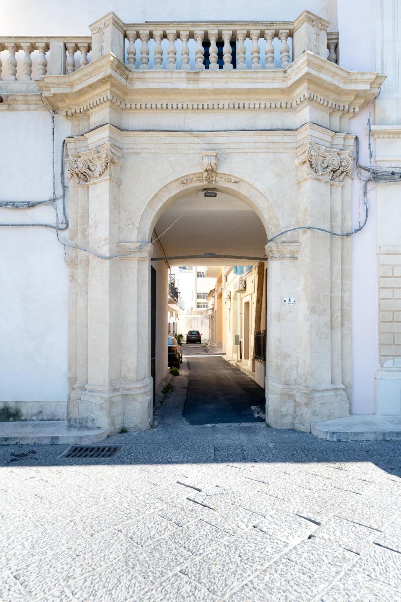 La Dolce Vita Avola Buitenkant foto